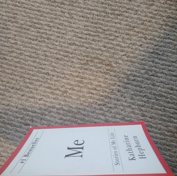 Books (3) $30 bundle - Picture 9 of 10
